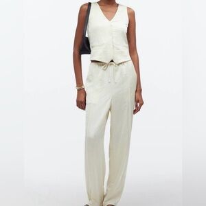 PRICE DROP

Madewell Soft Butter Color Drawstring Pants and matching Vest